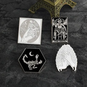 Gotiske Smykker brystkassen Scorpion Skelet nat Djævelen Satan Emalje Pins Broche Badge Denim revers pin Gaver til Kvinder, Mænd, venner 2139
