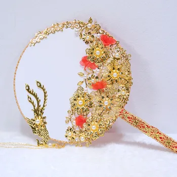 Ny Kinesisk Stil Brude Buket Blomster Perler Guld Phoenix Kunstige Blomster Bryllup Buketter Metal Brud Hånd Fan 5985
