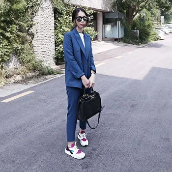 Spring nye kvinders koreanske casual chic Hong Kong smag passer jakke mode ni bukser, der passer vilde løs temperament To-stykke 10460