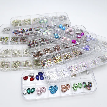 1 Kasse Multi Størrelse Glass Glitter og Rhinestones For Negle Blandede Farver Strass Crystal 3D Charm Perler For Manicure Nail Art Dekoration