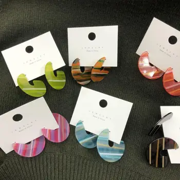 Fashionable 6 farve gennemsigtig stribe akryl ring øreringe designet til damer, dejlige disc øreringe, nytårsfest smykker