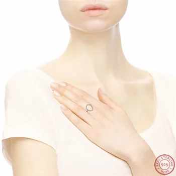 Minimalistisk Dråbeformet Silhuet Ringe til Kvinder Fine Smykker i 925 Sterling Sølv Blændende Klare CZ Fremhævet Kurve FLR134