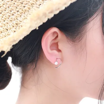 S925 sterling sølv allergivenlige uregelmæssig perle øreringe fashion damer enkel luksus design øreringe 6-7236