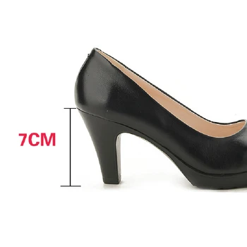 Ægte læder sko kvinder sort kile hæl, læder sko 2020 Spring nye høje hæle lavvandede munden pegede kjole kvinde pumper
