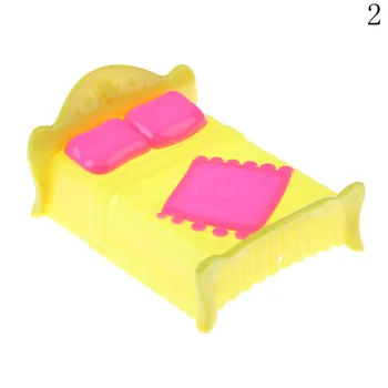 1 Sæt Søde Platic Gyngende Vugge Bed Play House Legetøj For Mini dukke hus Møbler Til dukke Kelly Dukke Tilbehør