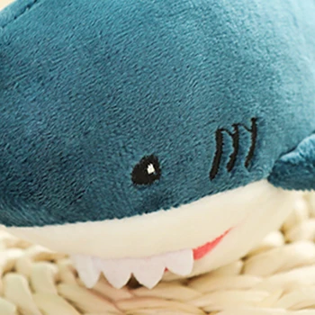 15cm Store tænder glubende haj Figur nøglering duft kreative par studerende Blød taske vedhæng tilbehør